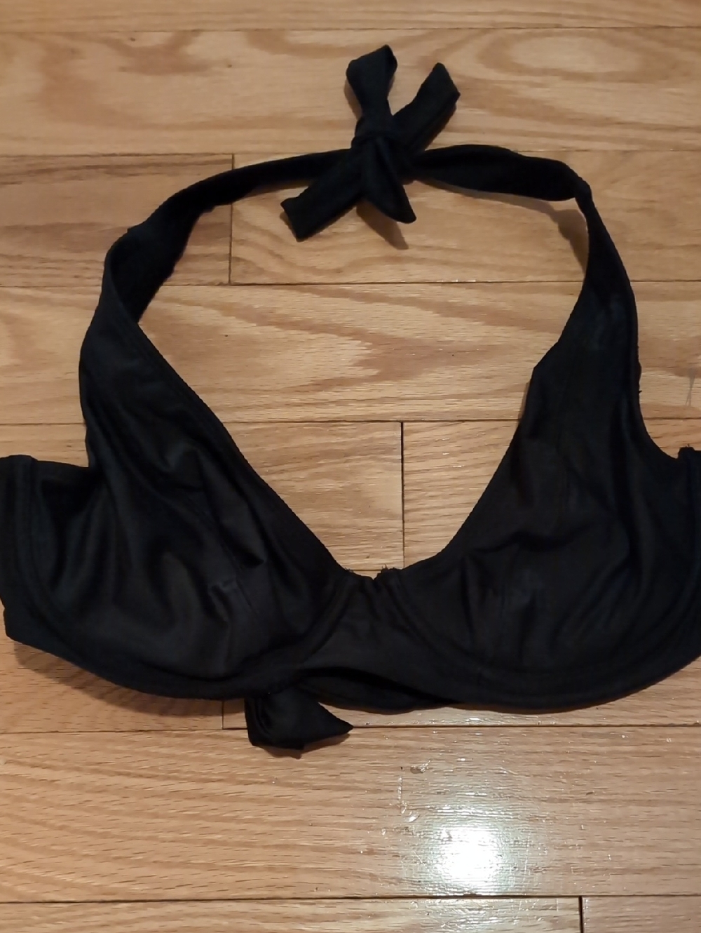 Free Black Halter Wire Bikini Top